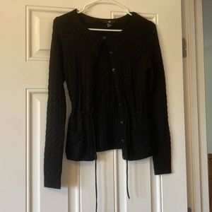 H&M knit button down cardigan with pockets and self-tie